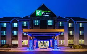 Holiday Inn Express & Suites Wyomissing